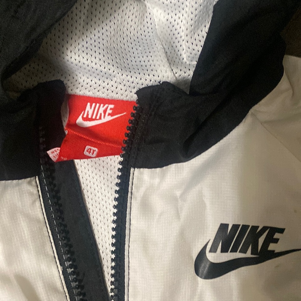 Boys Nike Windbreaker Size 4T